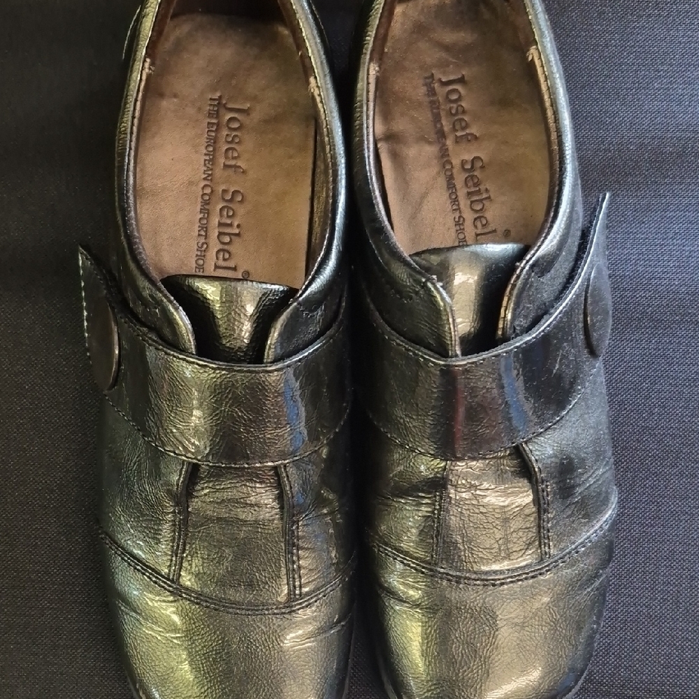 Josef Seibel Shiny Black Men's Loafers